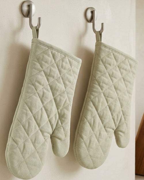 Ytkfv Long Quilted Cotton Oven Mitt Pair Sage Cream 13 Inch - Lifestyle view